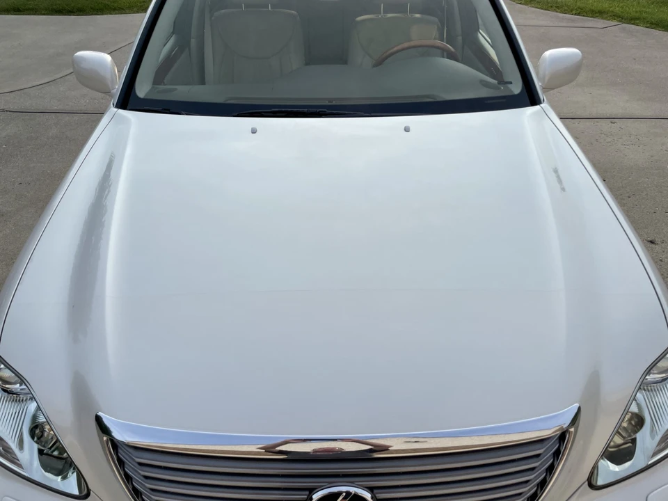 2004 Lexus LS 3rd Gen - Image 14 of 31