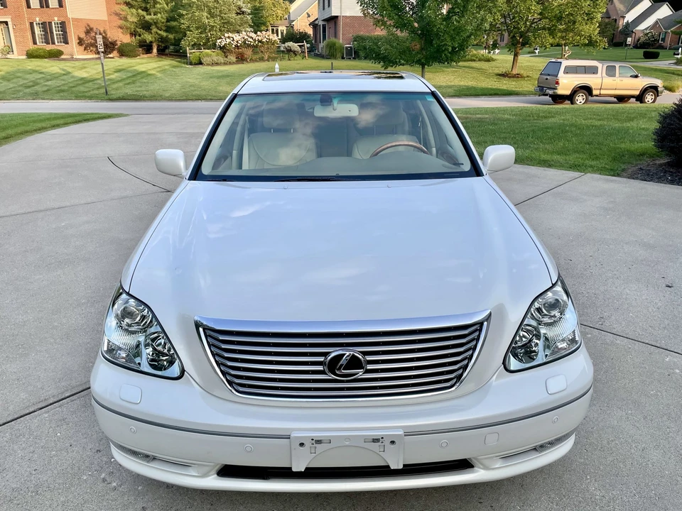 2004 Lexus LS 3rd Gen - Image 4 of 31