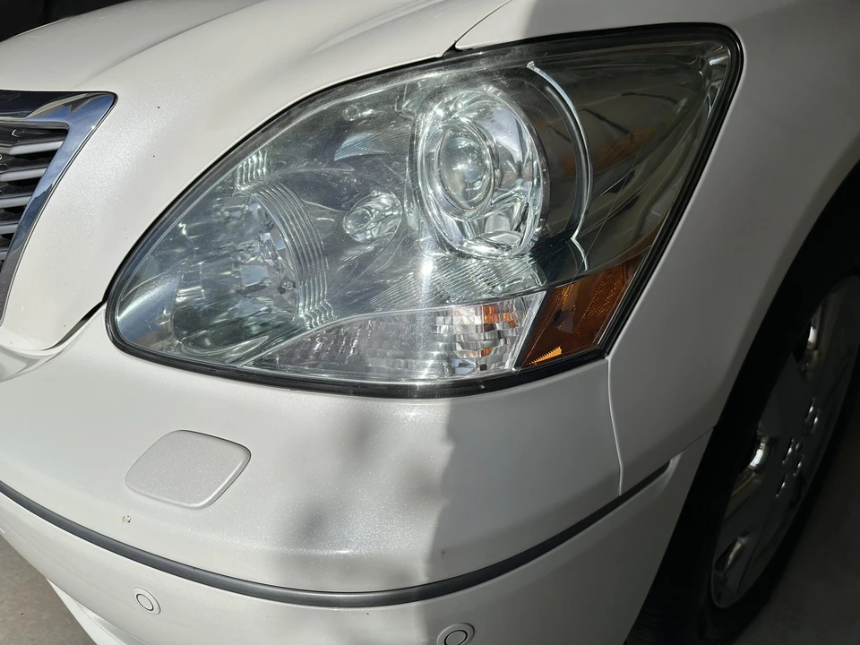 2004 Lexus LS 3rd Gen - Image 21 of 31