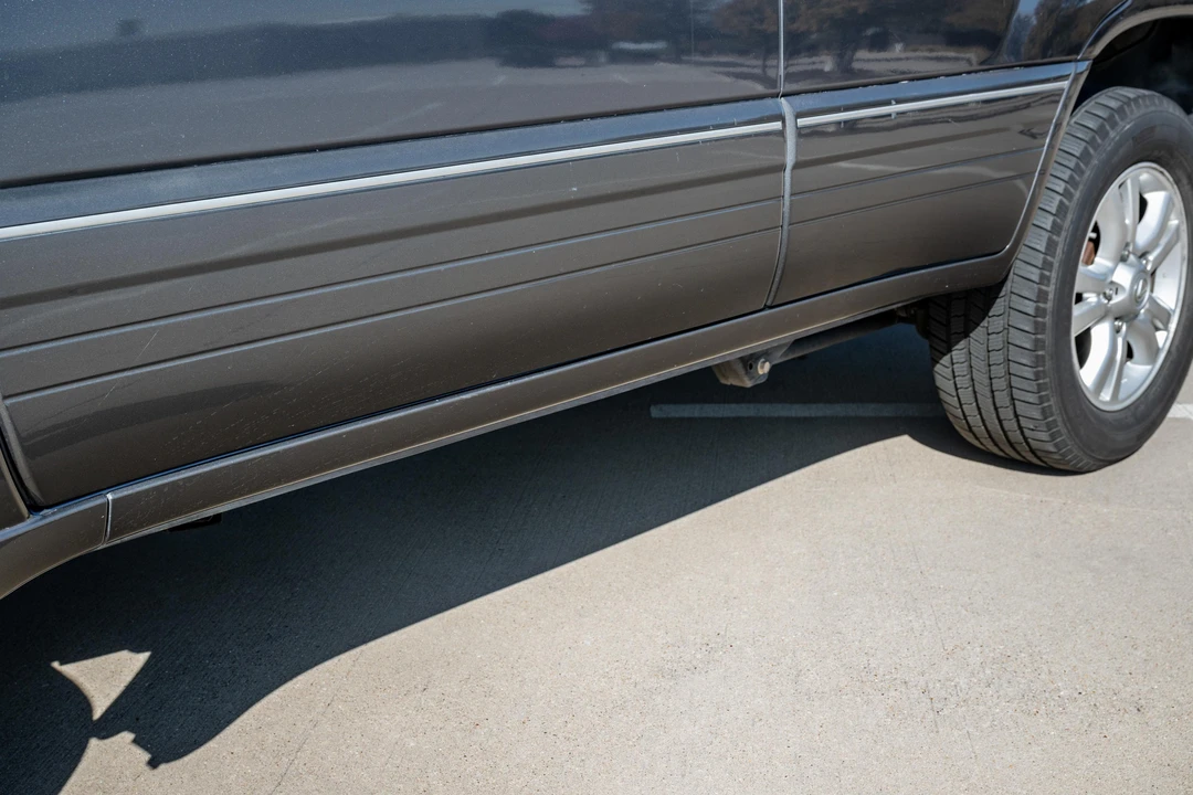 2004 Lexus LX 2nd Gen - Image 20 of 31