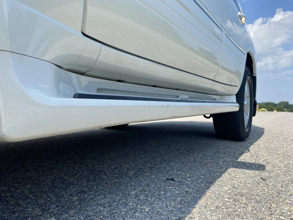 2004 Lexus LX 2nd Gen - Image 14 of 31