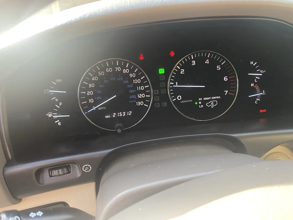 2004 Lexus LX 2nd Gen - Image 12 of 20