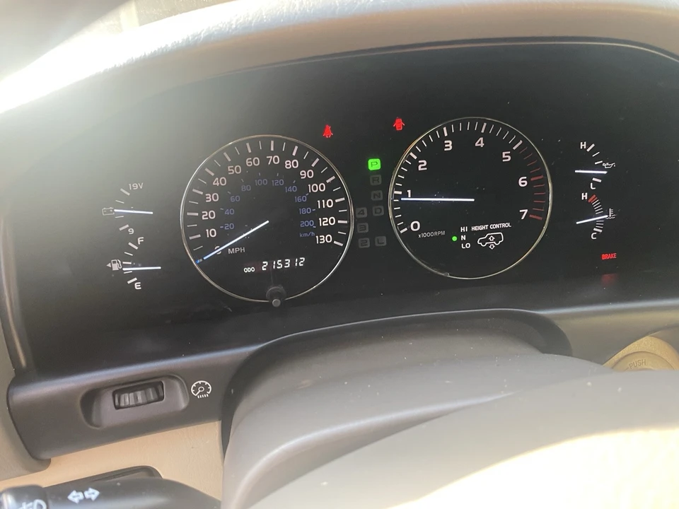 2004 Lexus LX 2nd Gen - Image 12 of 21