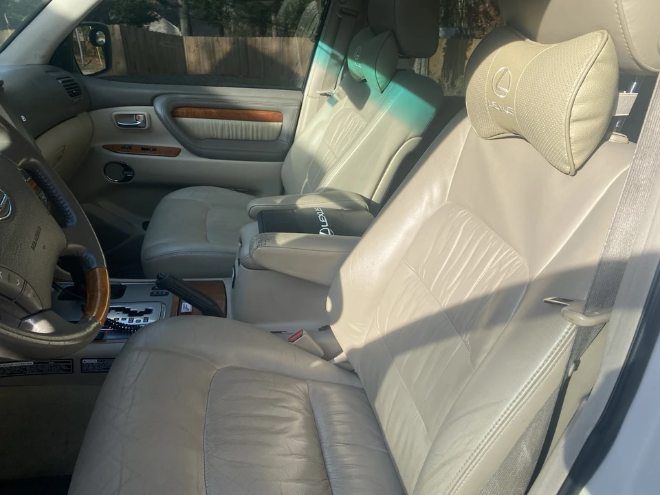 2004 Lexus LX 2nd Gen - Image 13 of 20
