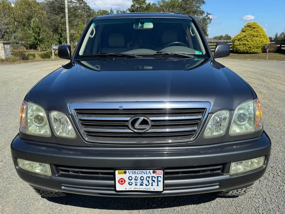 2004 Lexus LX 2nd Gen - Image 8 of 19