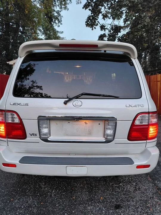 2004 Lexus LX 2nd Gen - Image 2 of 14