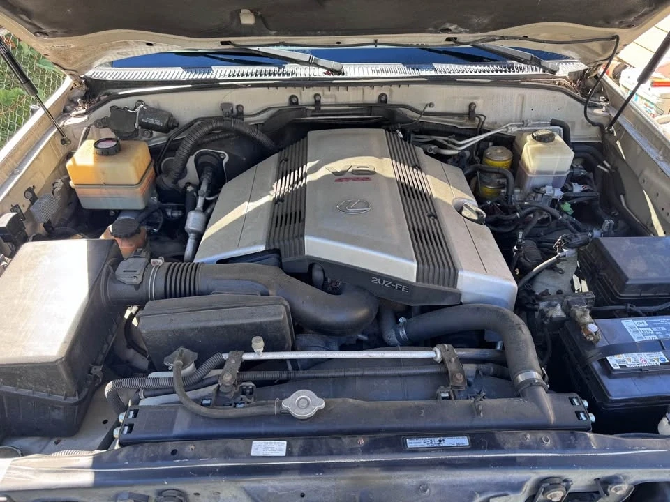 2004 Lexus LX 2nd Gen - Image 20 of 20