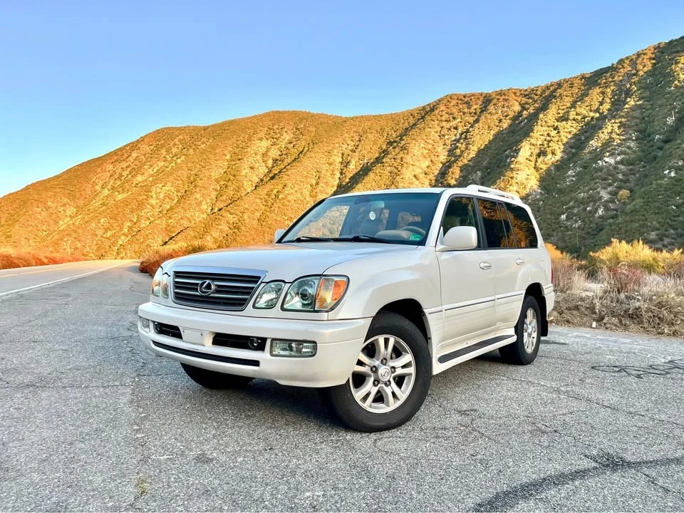 2004 Lexus LX 2nd Gen - Image 3 of 19