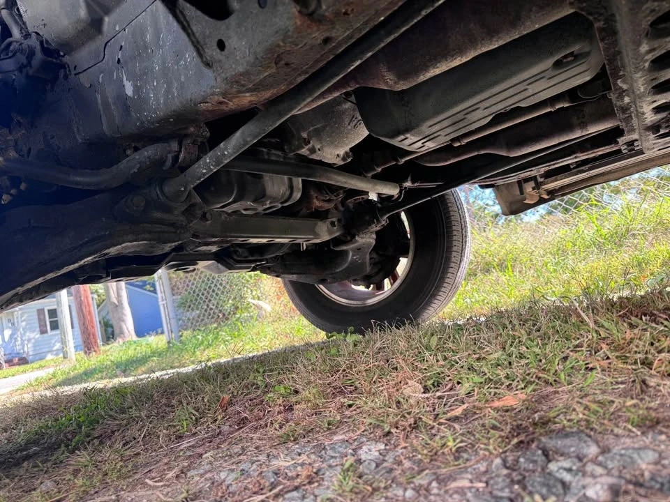 2004 Lexus LX 2nd Gen - Image 15 of 20