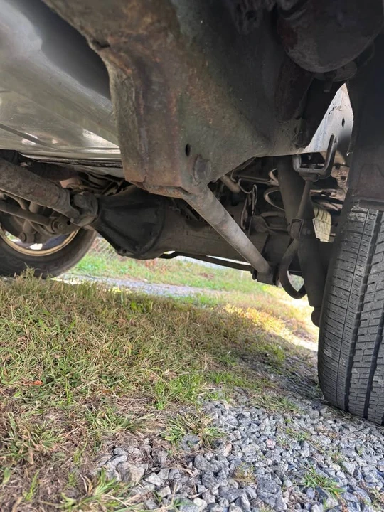 2004 Lexus LX 2nd Gen - Image 13 of 20