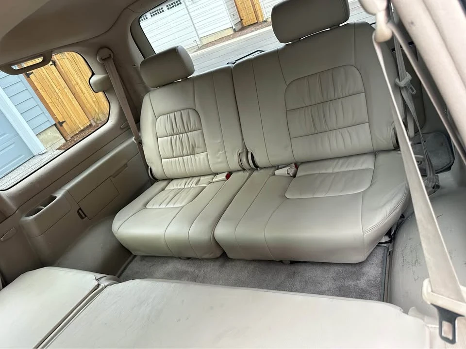 2004 Lexus LX 2nd Gen - Image 9 of 9
