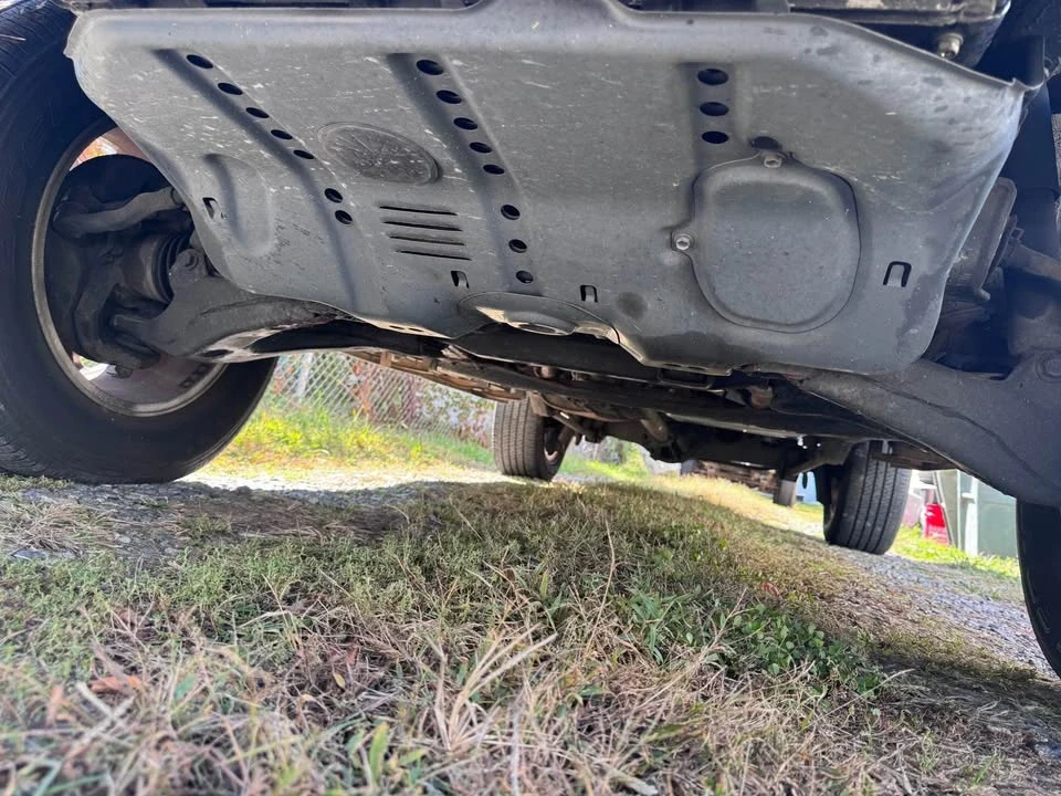 2004 Lexus LX 2nd Gen - Image 12 of 20