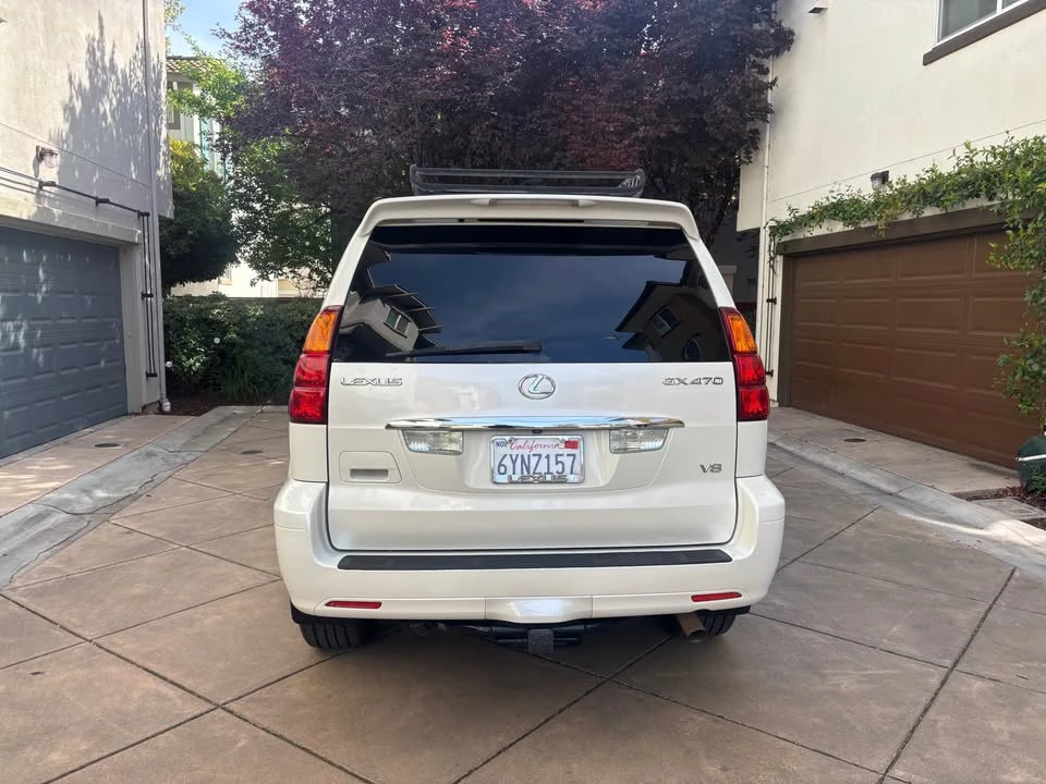 2004 Lexus LX 2nd Gen - Image 6 of 18