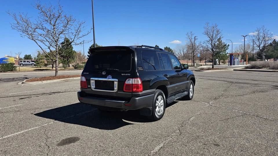 2004 Lexus LX 2nd Gen - Image 3 of 12