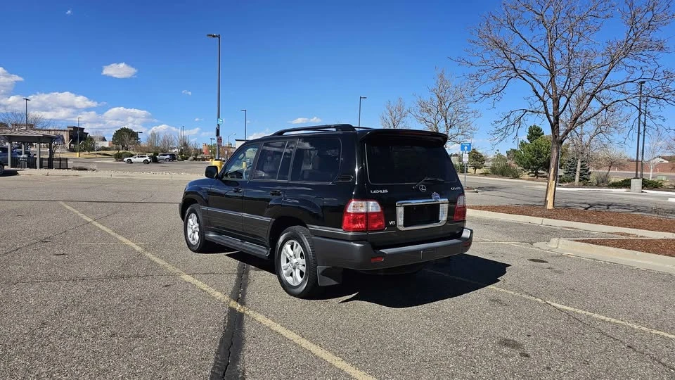 2004 Lexus LX 2nd Gen - Image 2 of 12