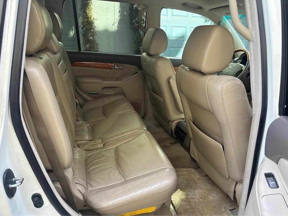 2004 Lexus LX 2nd Gen - Image 12 of 18