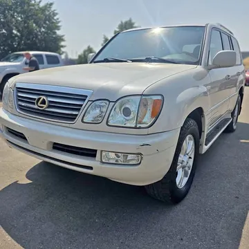 2004 Lexus LX 470 Sport Utility 4D