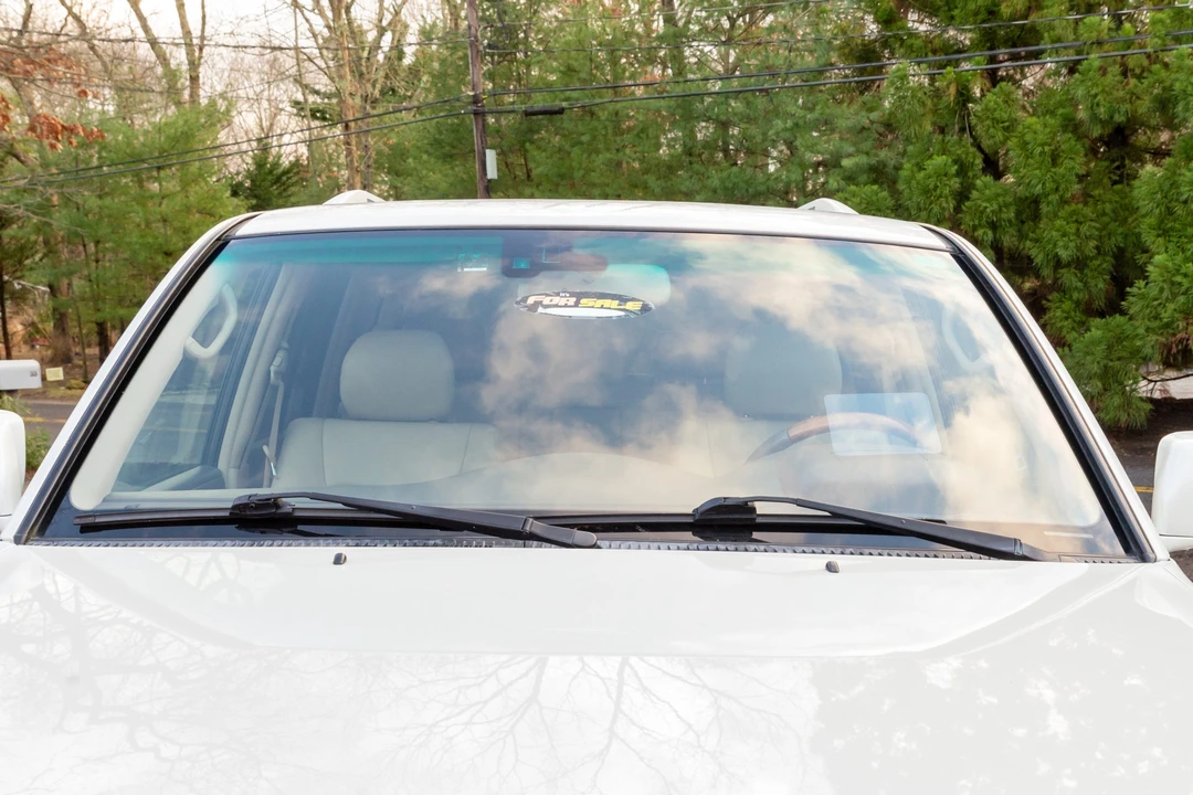 2004 Lexus LX 2nd Gen - Image 31 of 31