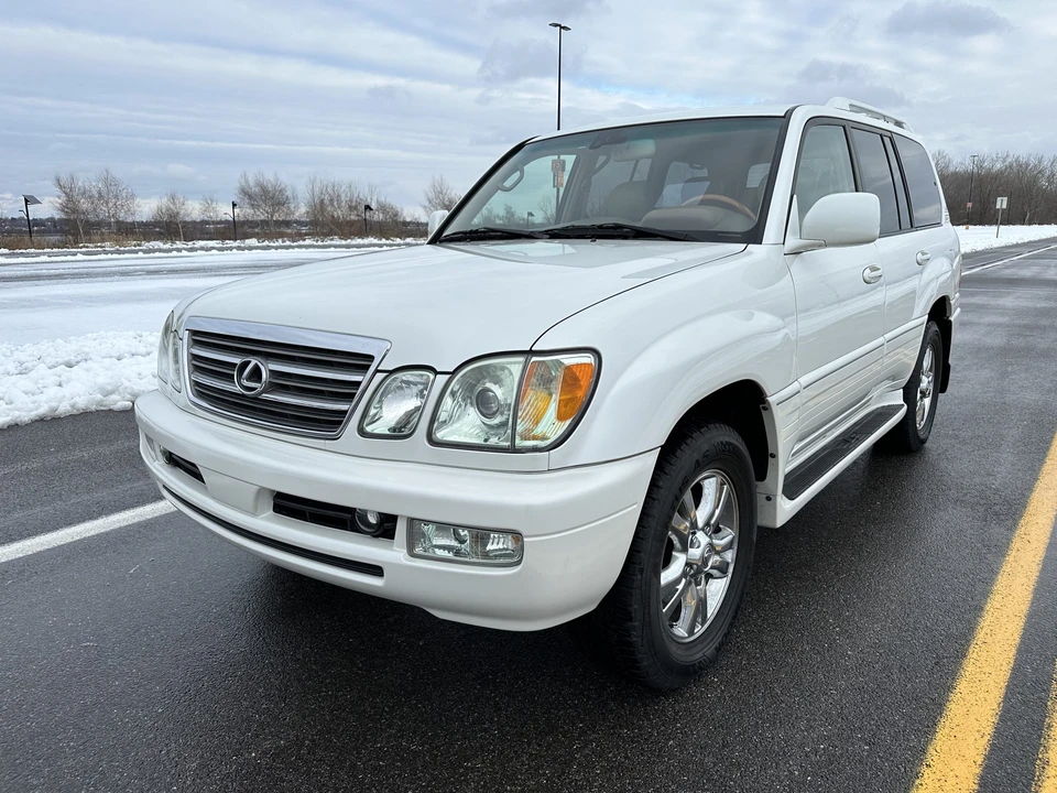 2004 Lexus LX 2nd Gen - Image 2 of 31