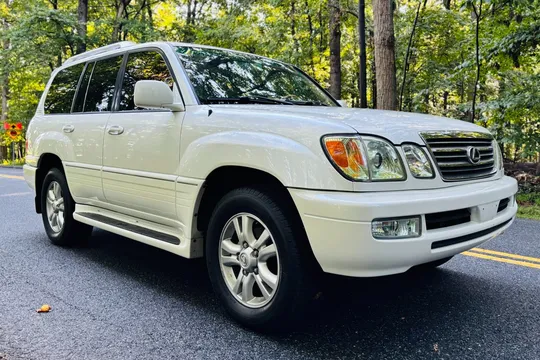 2004 Lexus LX470