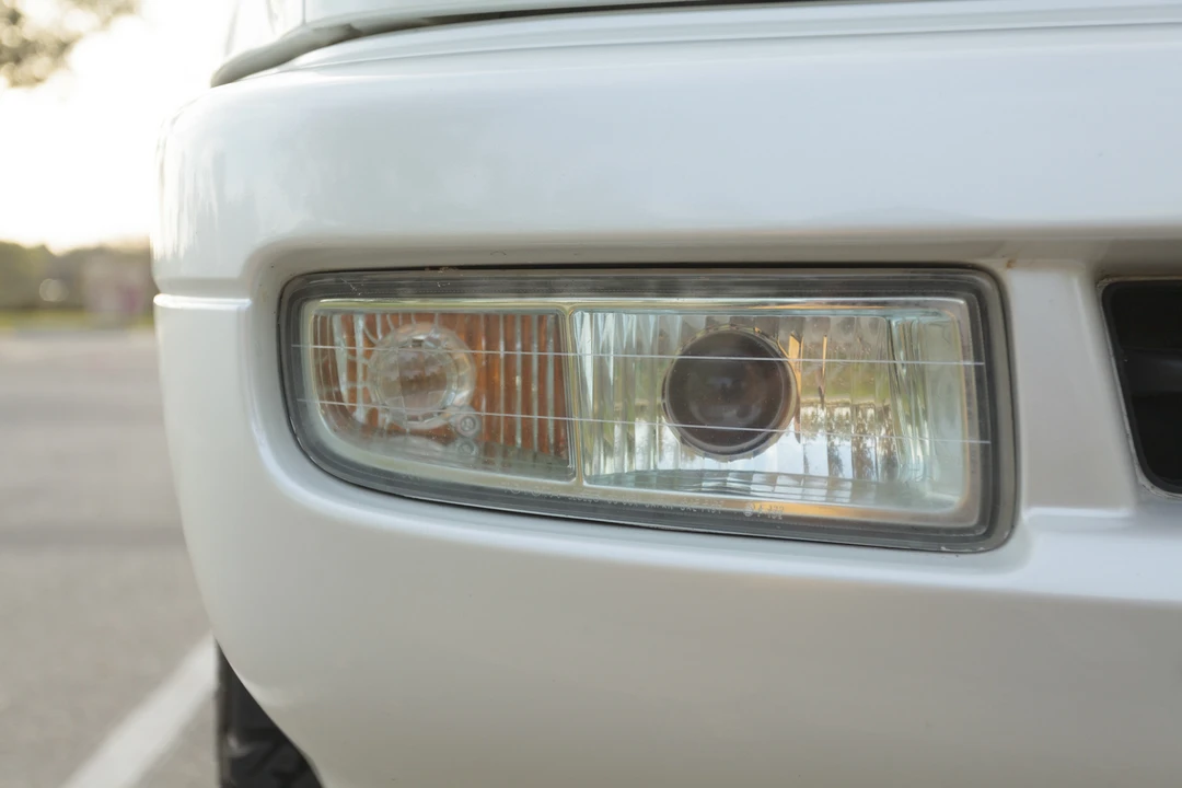 2004 Lexus LX 2nd Gen - Image 18 of 31
