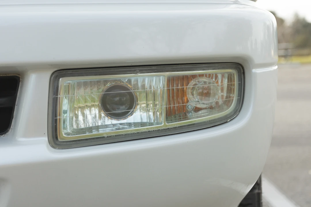 2004 Lexus LX 2nd Gen - Image 17 of 31