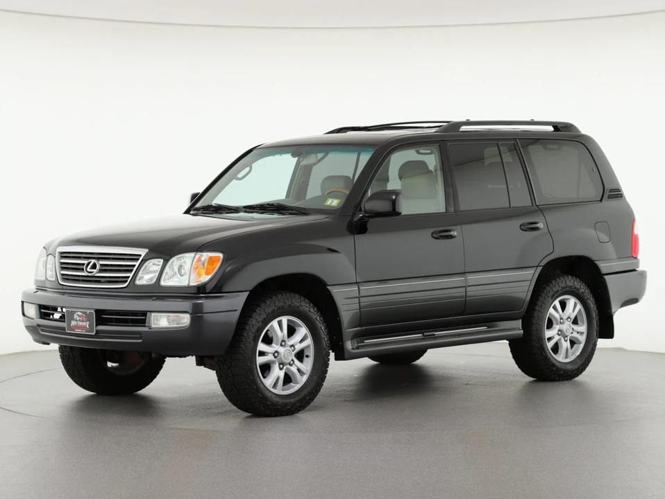 2004 Lexus LX 2nd Gen - Image 29 of 31