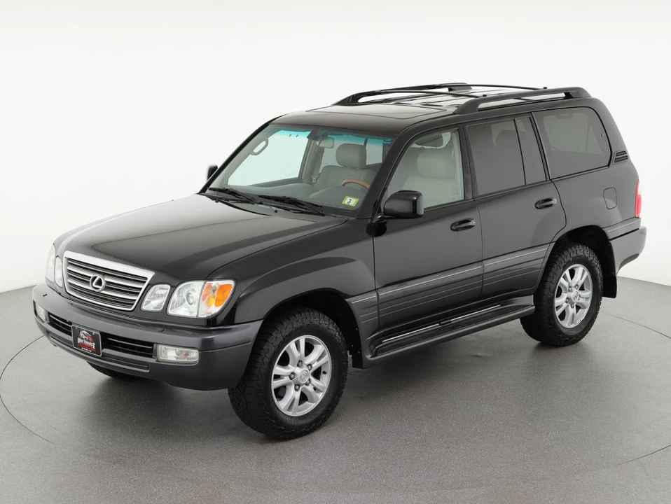 2004 Lexus LX 2nd Gen - Image 28 of 31