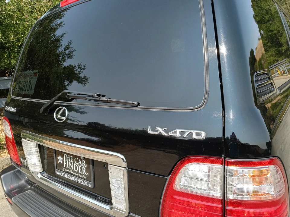 2004 Lexus LX 2nd Gen - Image 31 of 31