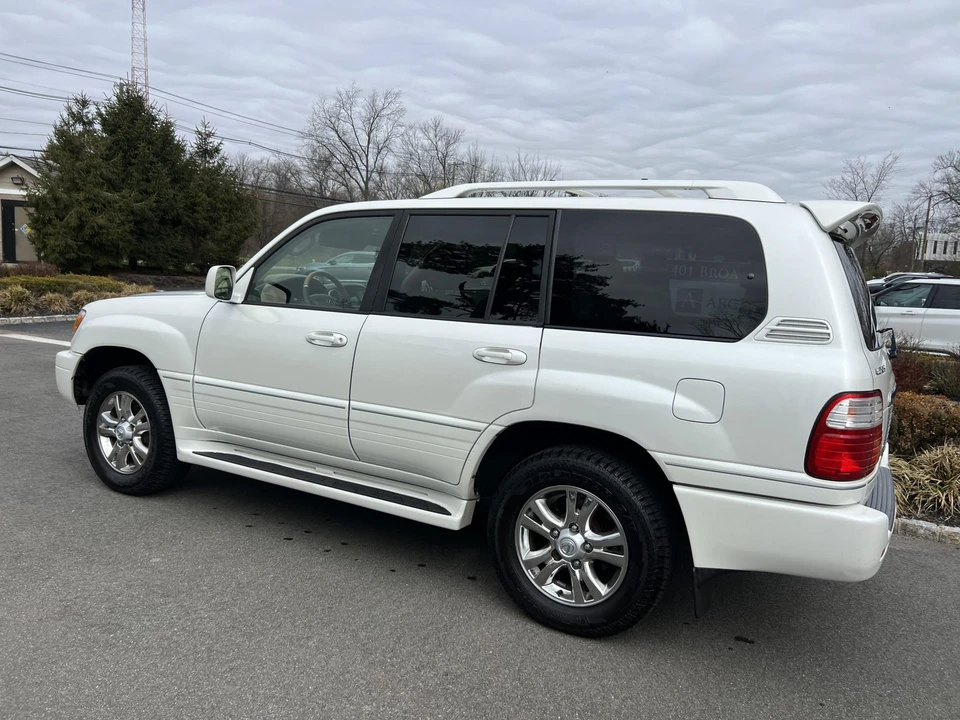 2004 Lexus LX 2nd Gen - Image 7 of 31