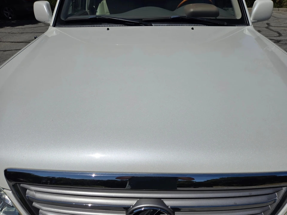 2004 Lexus LX 2nd Gen - Image 24 of 31