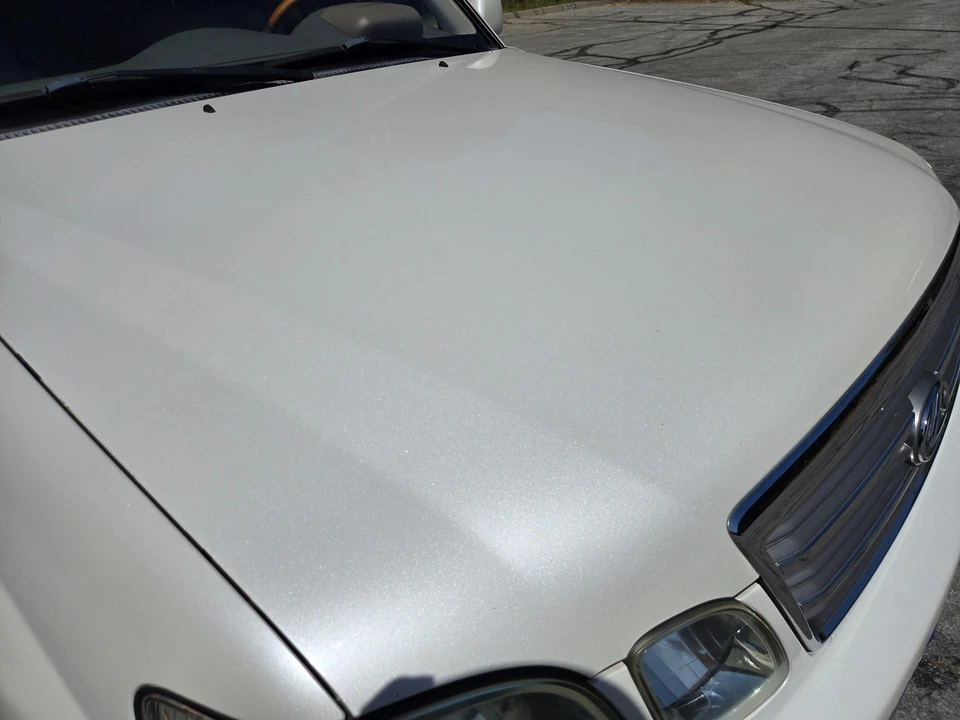 2004 Lexus LX 2nd Gen - Image 25 of 31
