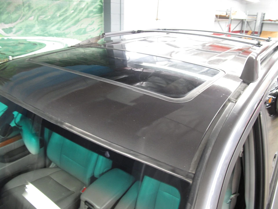 2004 Lexus LX 2nd Gen - Image 14 of 31