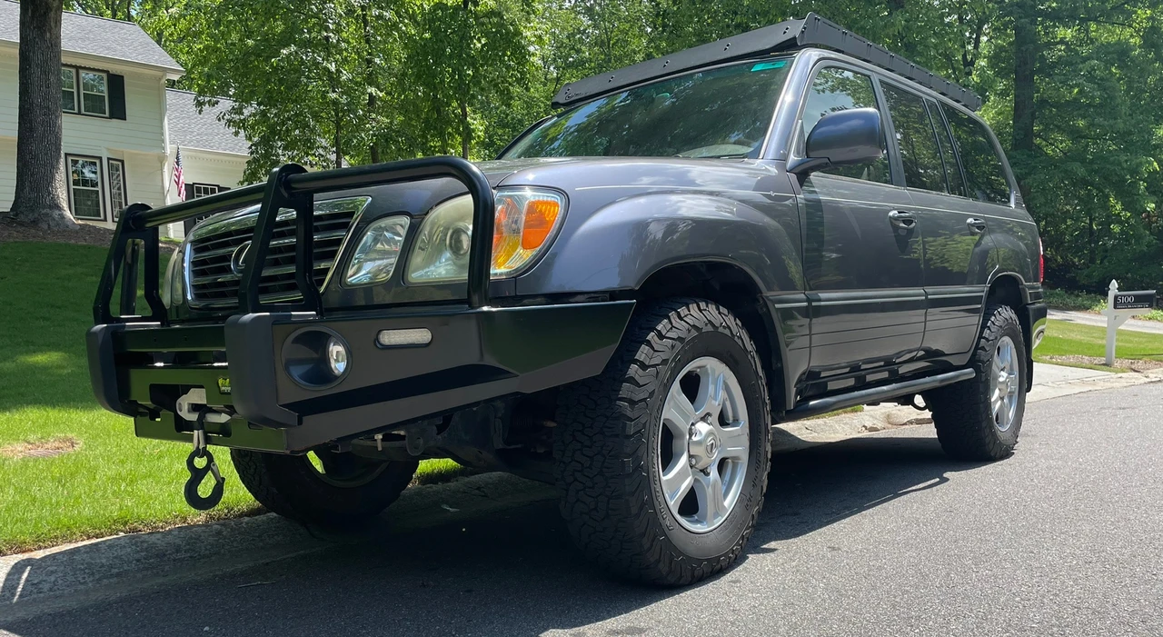 2004 Lexus LX 2nd Gen - Image 6 of 31