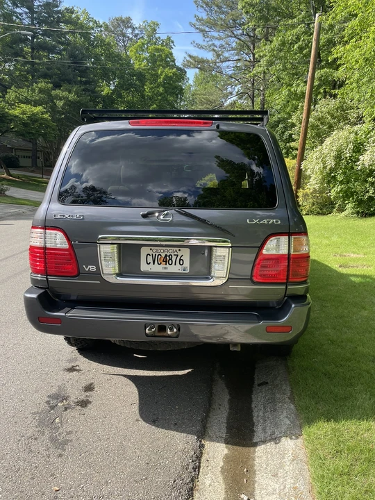 2004 Lexus LX 2nd Gen - Image 26 of 31