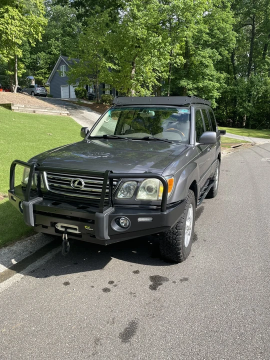 2004 Lexus LX 2nd Gen - Image 8 of 31