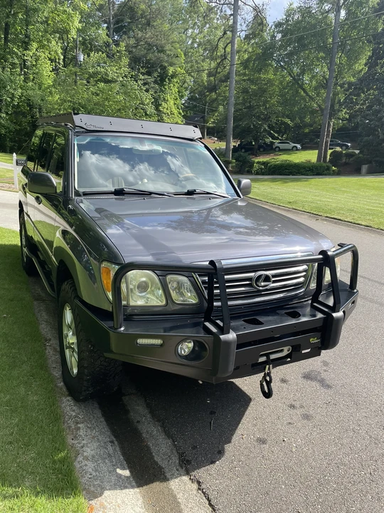 2004 Lexus LX 2nd Gen - Image 13 of 31