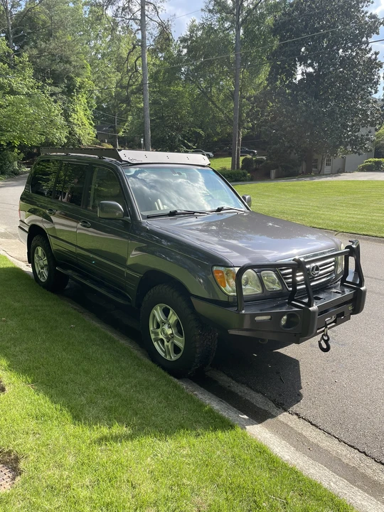 2004 Lexus LX 2nd Gen - Image 14 of 31