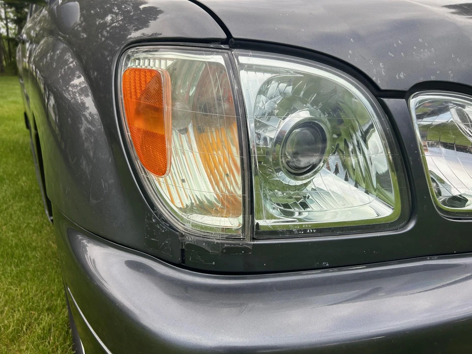 2004 Lexus LX 2nd Gen - Image 24 of 31