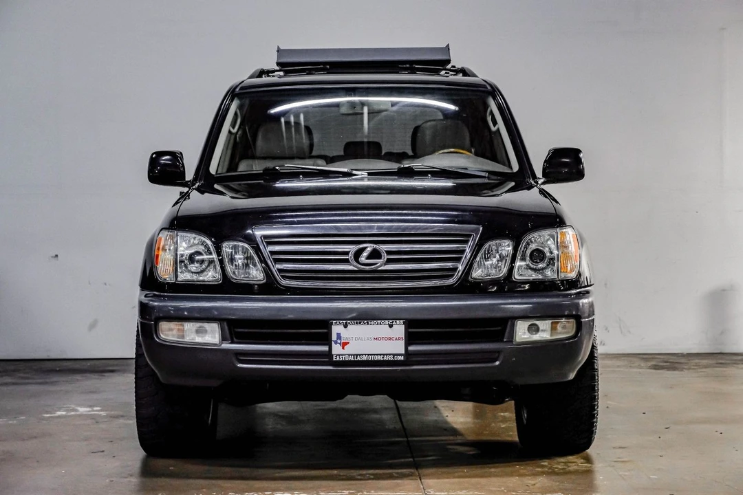 2004 Lexus LX 2nd Gen - Image 7 of 21