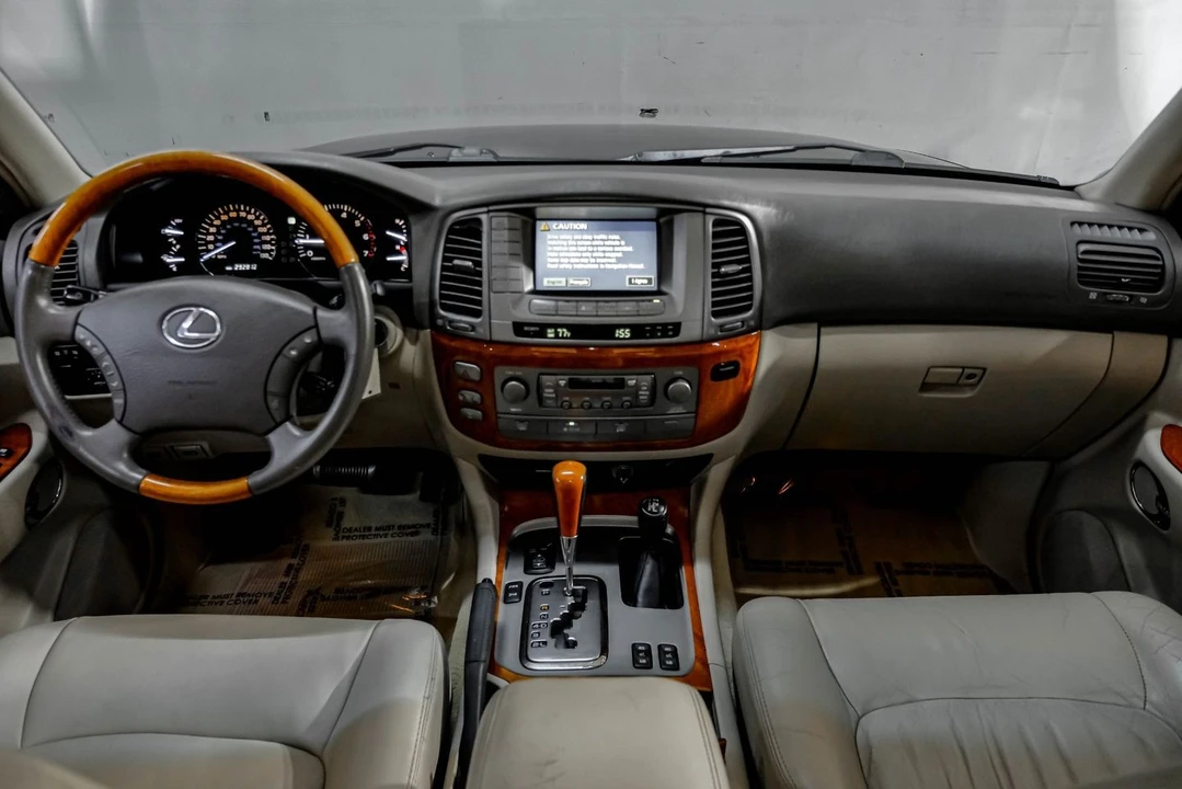 2004 Lexus LX 2nd Gen - Image 21 of 21