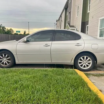 2004 Lexus IS300