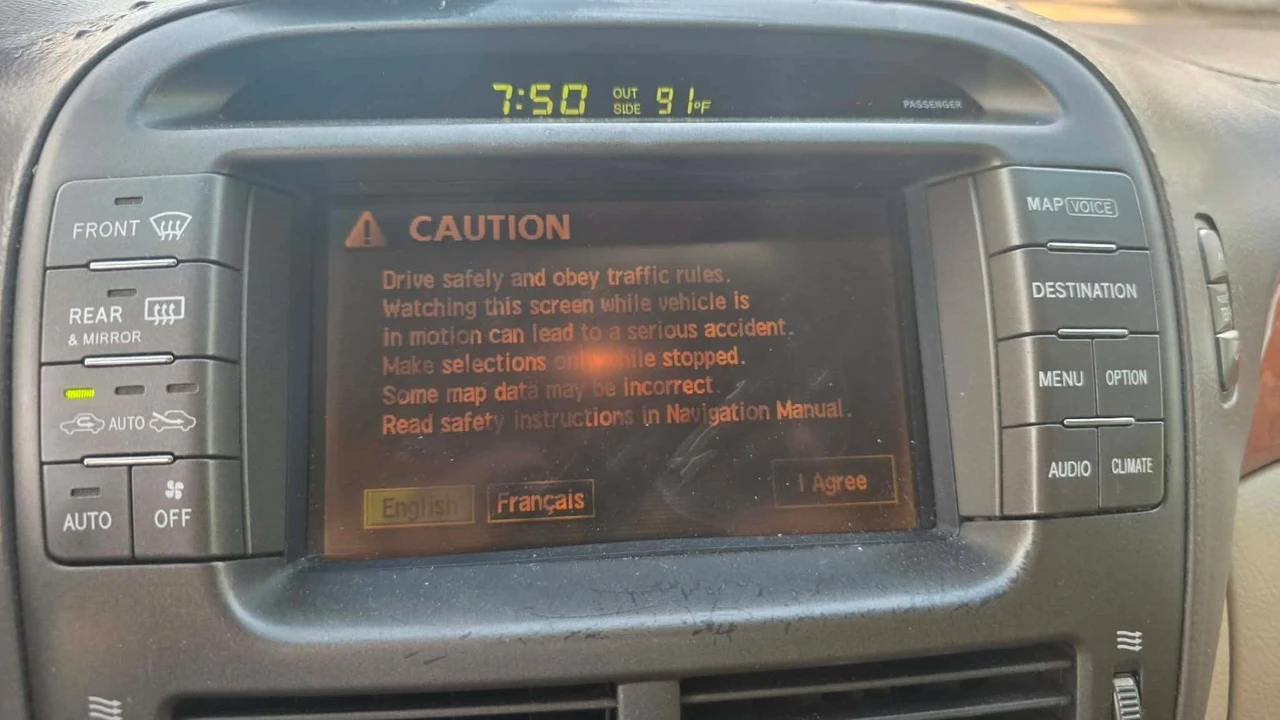 2004 Lexus - Image 4 of 20