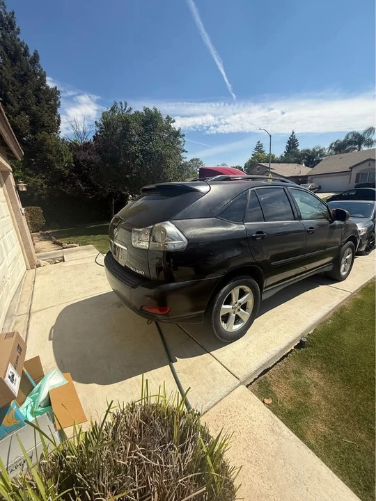 2004 Lexus RX 2nd Gen - Image 4 of 6