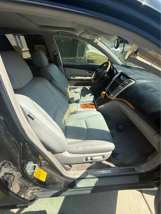 2004 Lexus RX 2nd Gen - Image 6 of 6