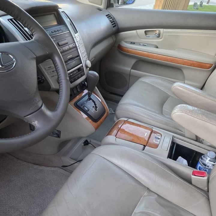 2004 Lexus RX 2nd Gen - Image 3 of 14