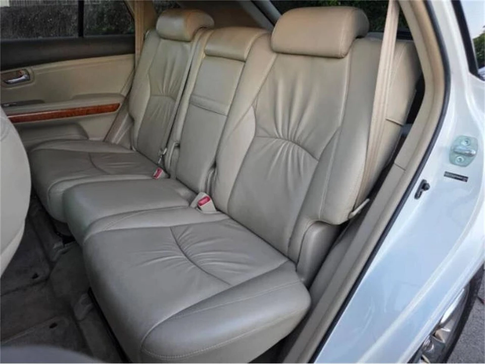 2004 Lexus RX 2nd Gen - Image 11 of 15