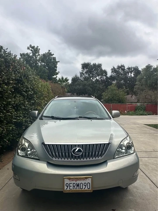 2004 Lexus RX 2nd Gen - Image 6 of 15