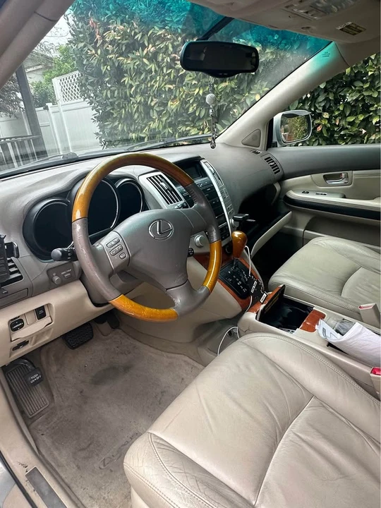 2004 Lexus RX 2nd Gen - Image 12 of 15