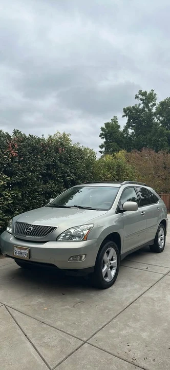 2004 Lexus RX 2nd Gen - Image 9 of 15